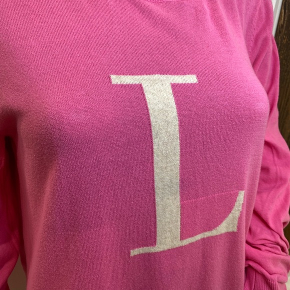 Old Navy Pink Sweater Size Large Cotton Long Sleeve Letter L Graphic - Picture 11 of 13